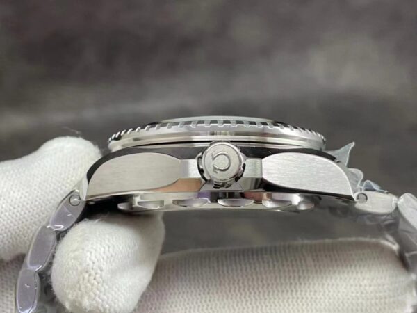 omega replica