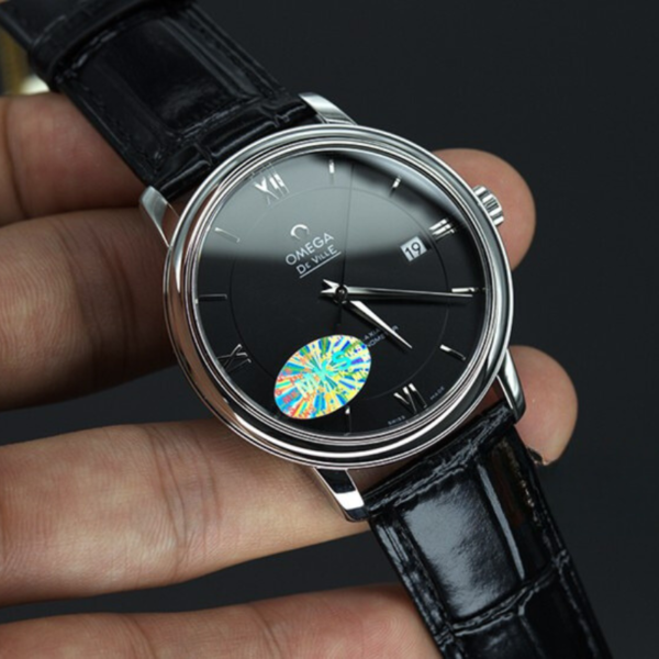 replica omega