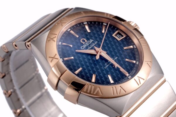 omega réplica
