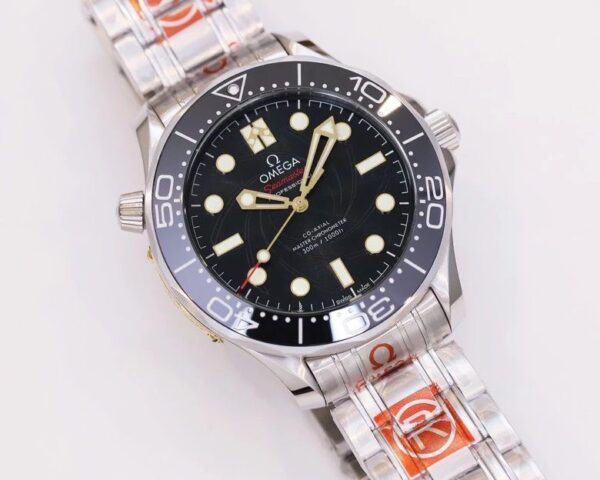 replica omega