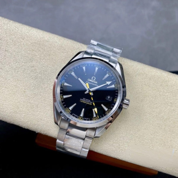 replica omega